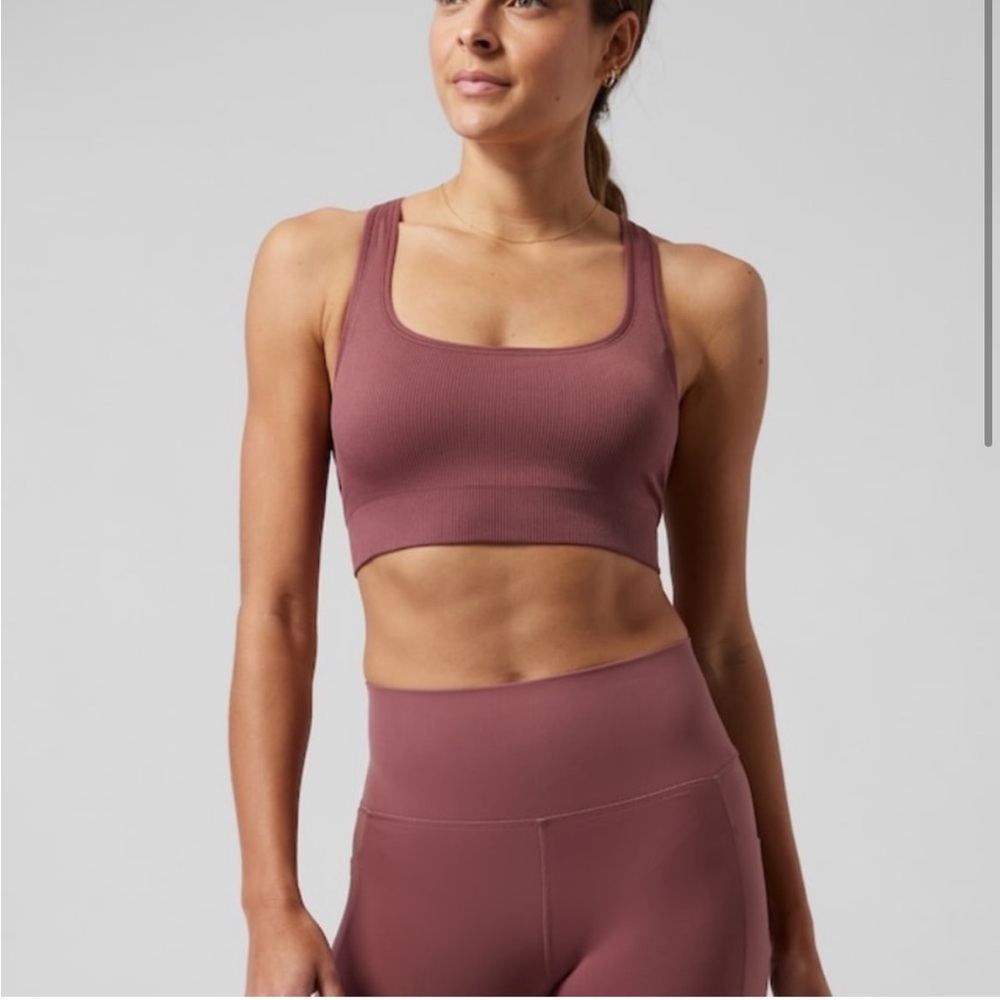 Athleta XS Aurora Scoopneck Bra Tawny Rose